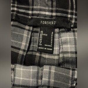 Plaid Black and White High Waisted Pleated Skirt Forever 21 Size Small